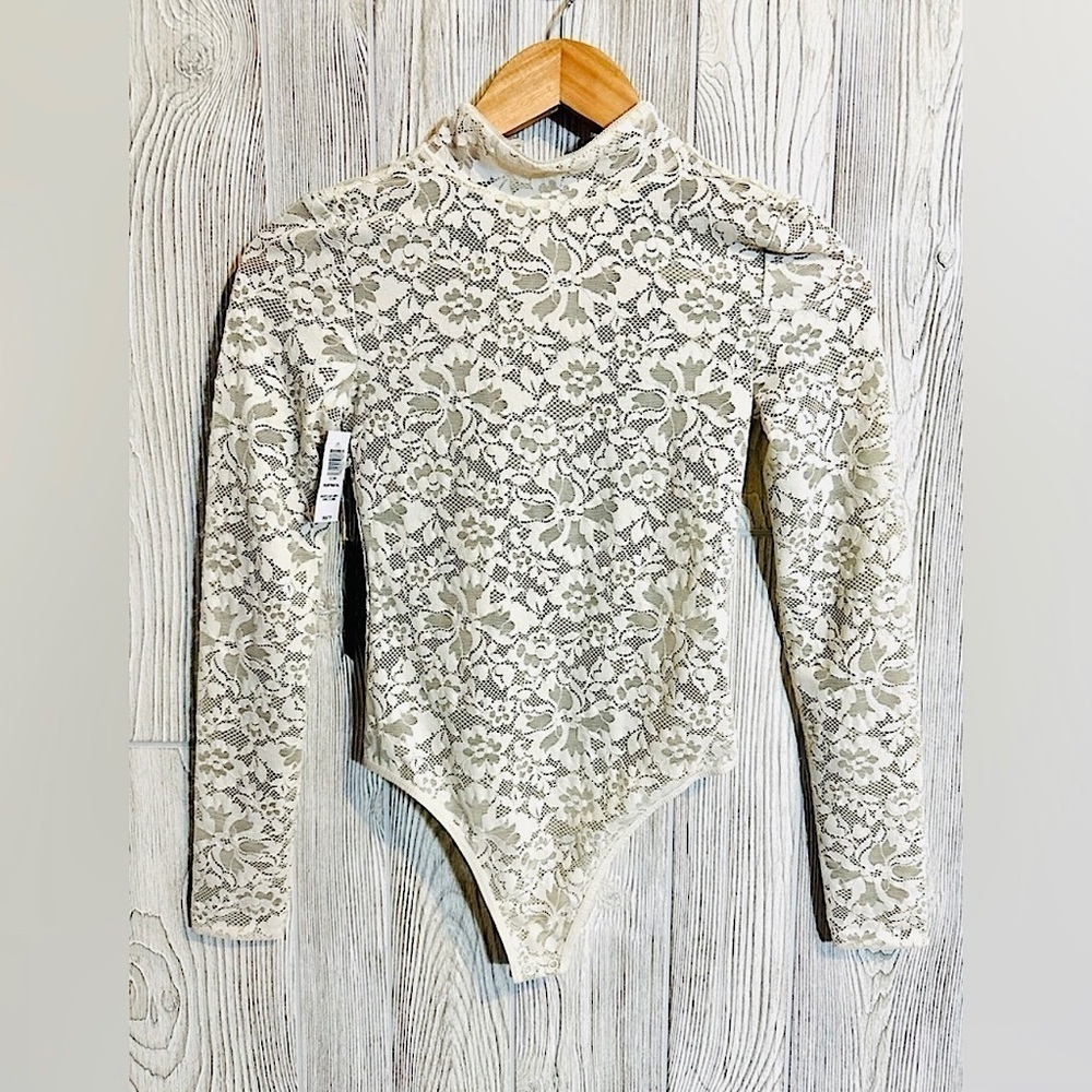 NEW! BABATON LACE LONG SLEEVE Bodysuit Aritzia Size XXS NWT Cream Womens